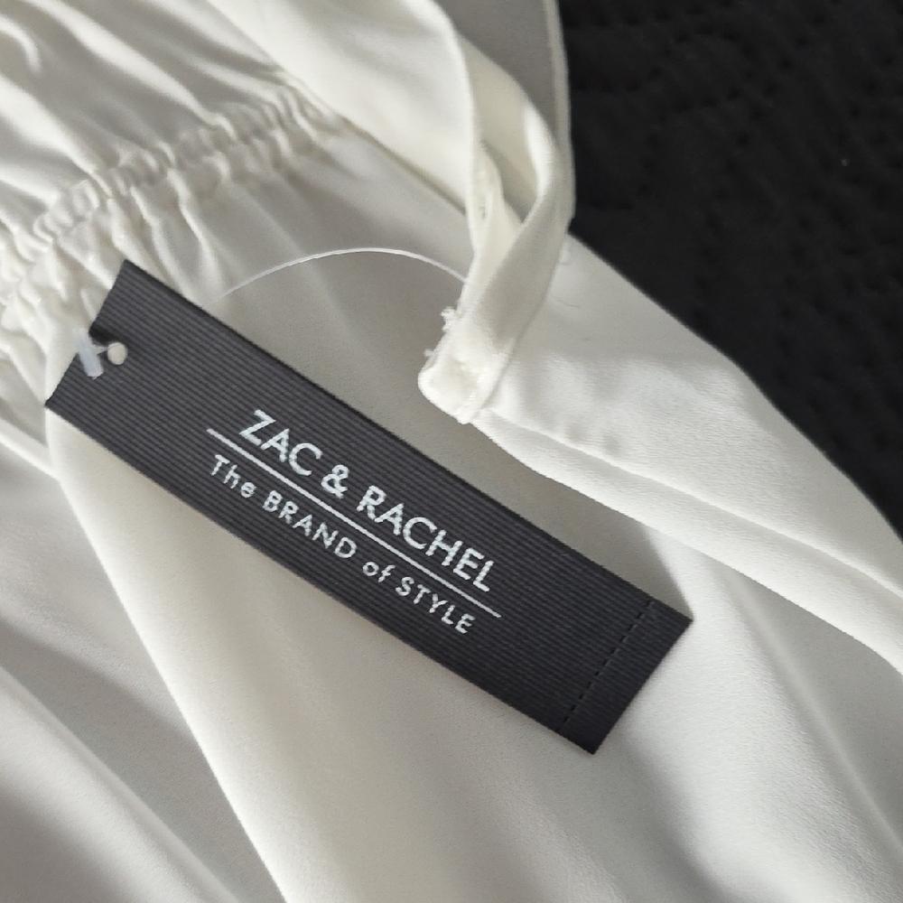 NWT Zac & Rachel White Blouse with Gathered Detail - Picture 6 of 8